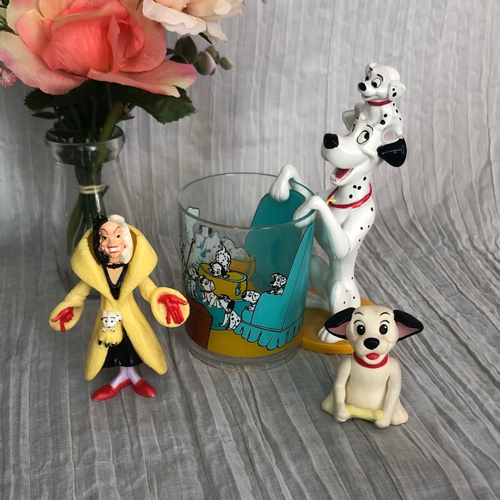 Vintage DISNEY 101 Dalmatians Pongo toothbrush pen pencil holder 2 action toys